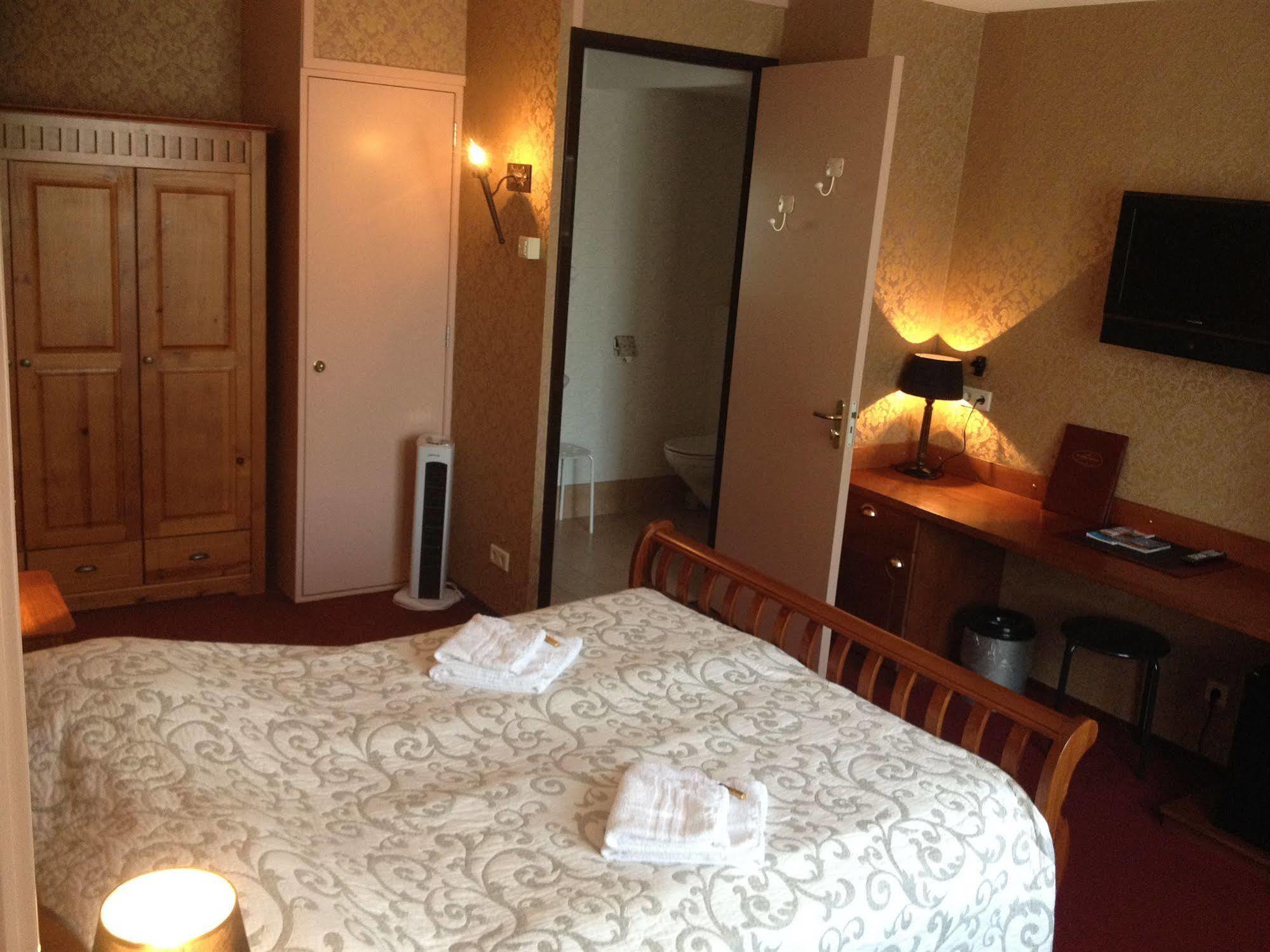 Amsterdam Village Hotel מראה חיצוני תמונה